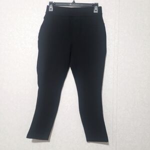 SPANX Classic Black Leggings....SIZE:M PETITE